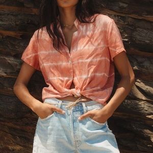 NWT Cloth & Stone Salmon Tie Dye Short Sleeve Button Down Shirt